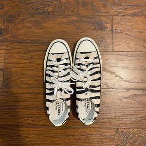 Brand new zebra print converse